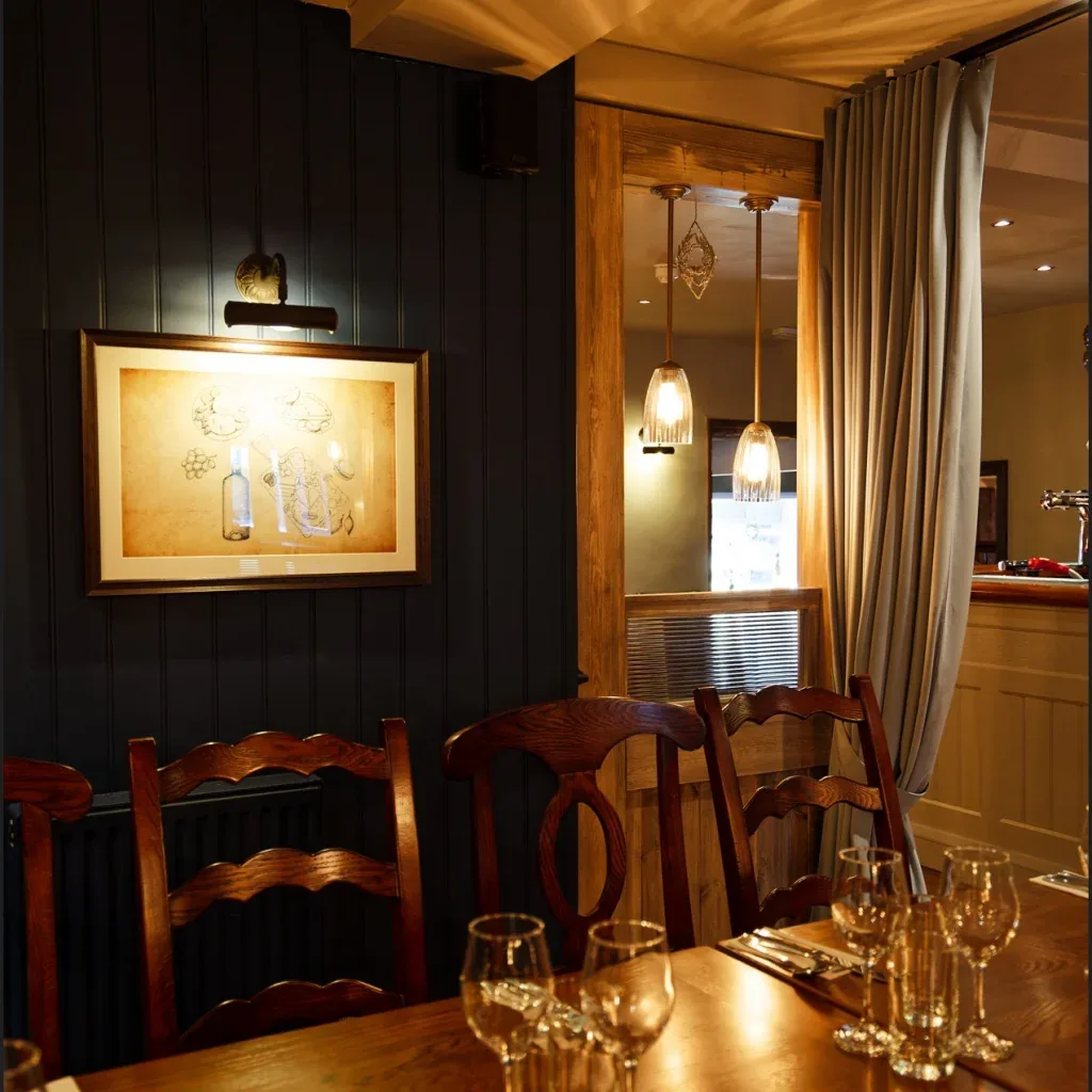 Upper lounge